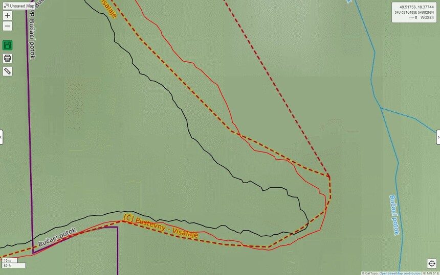 Suunto 9 Peak – černá linie, Garmin Enduro – červená linie